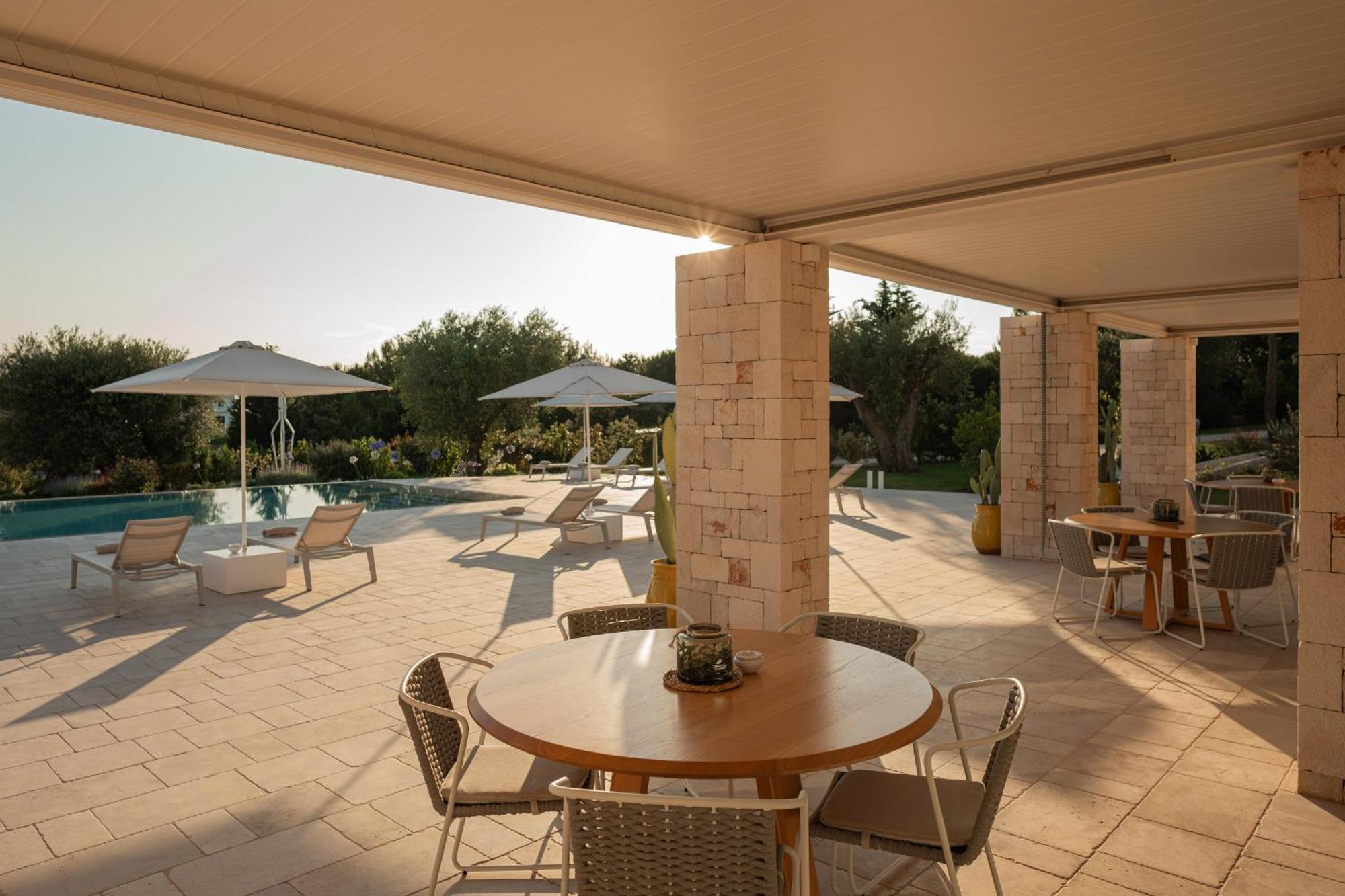 Bed and Breakfast Essenza Relais Contemporaneo Cisternino Zewnętrze zdjęcie