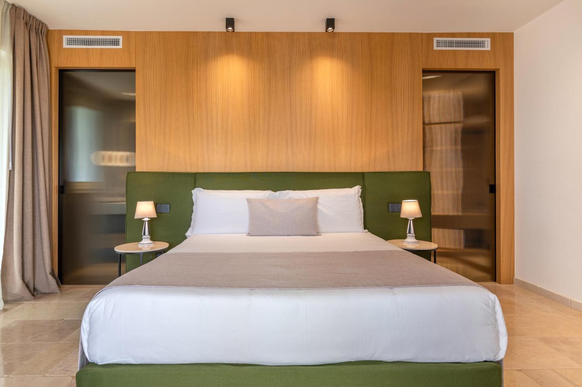 Bed and Breakfast Essenza Relais Contemporaneo Cisternino Zewnętrze zdjęcie